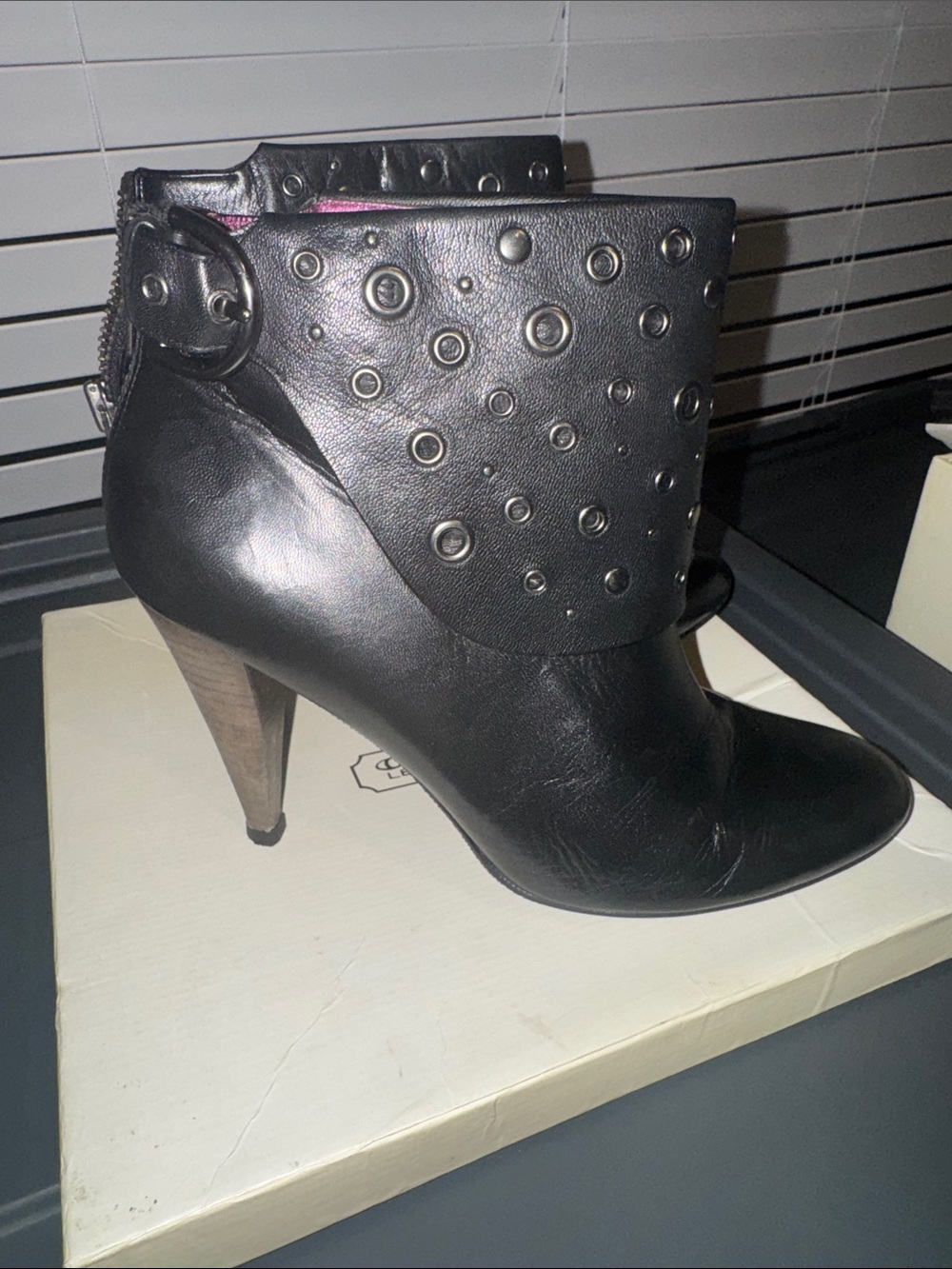 Coach Ambrielle Baby Calf Women's Black Stud-Accent Ankle Leather Boots Sz 10M